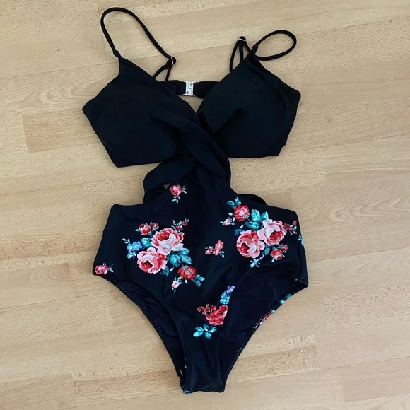 Black And Floral Wrap Cutout One Piece Swimsuit - Picture 3 of 4